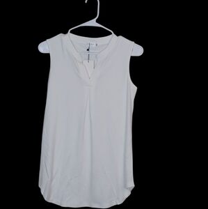 NewChoice White Sleeveless Shirt Size Small New